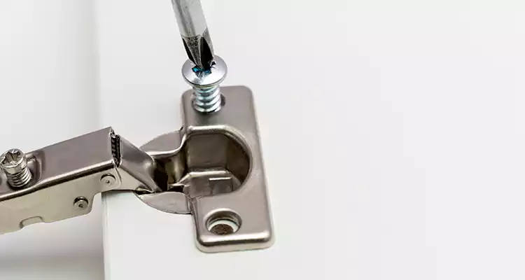 Screen Door Hinge Repair in Pensacola, FL